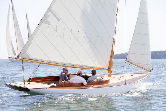 Herreshoff Buzzards Bay 18 "Uncas"