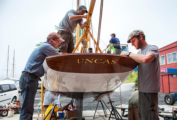 Herreshoff Buzzards Bay 18 "Uncas"
