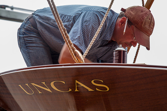 Herreshoff Buzzards Bay 18 "Uncas"